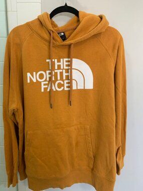 The North Face Women's XL mustard Pullover Hoodie Accent Pockets Long Sleeve